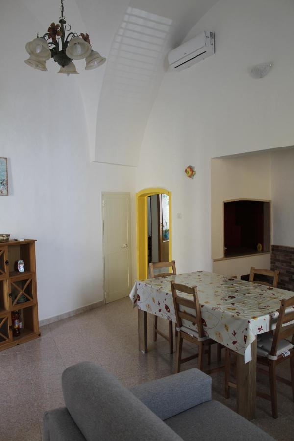 Marinella Villa Campi Salentina Exterior photo